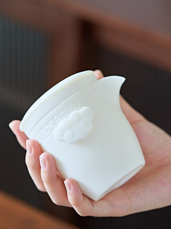 Mutton Fat Jade Porcelain Easy Gaiwan with Infuser and Cups
