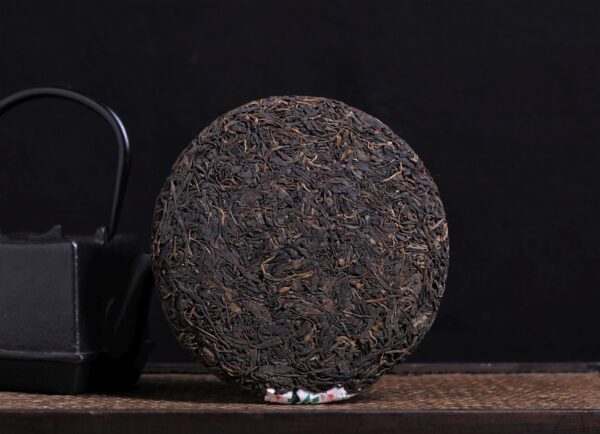 2003 Yi Wu "Chun Zheng Pin" Raw Pu-erh Tea Cake