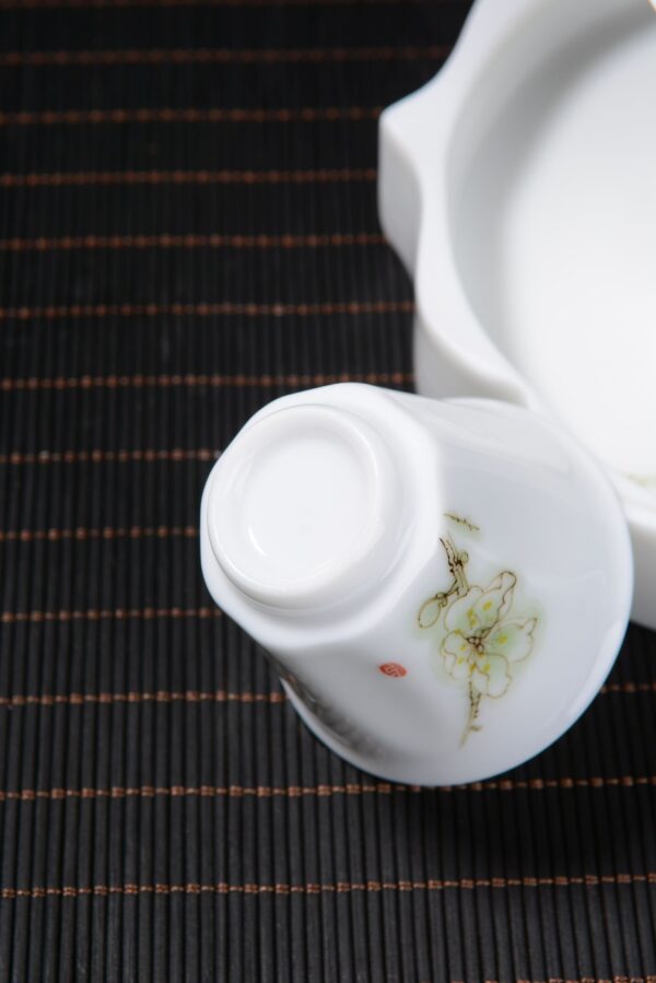 Plum Blossoms Gaiwan and Tea Boat with Optional Matching Cups
