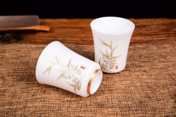 Bamboo and Taihu Limestone Motif Jingdezhen Porcelain Cup